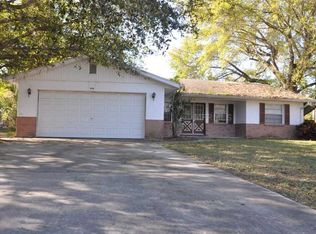 1916 52nd Ave W, Bradenton, FL 34207