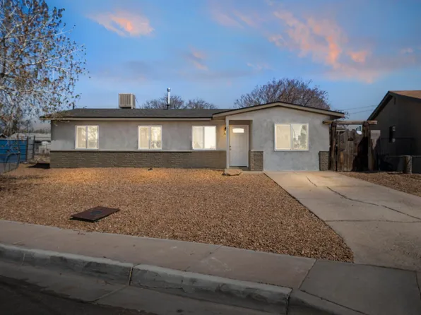 5969 Carlos Rey Cir SW, Albuquerque, NM 87121