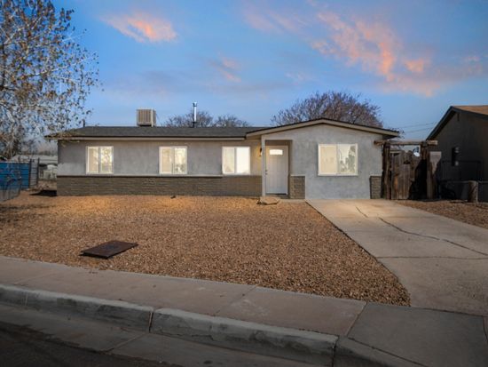 5969 Carlos Rey Cir SW, Albuquerque, NM 87121