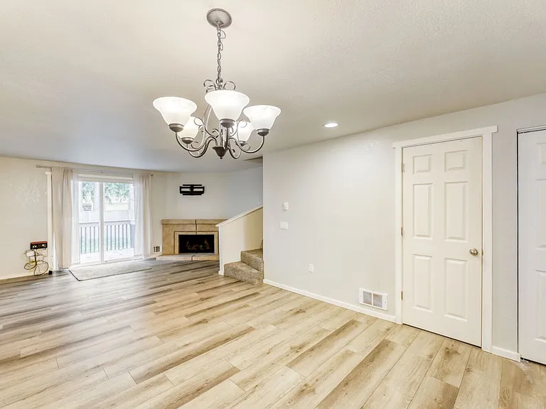 14131 Admiralty Way #B — Photo 3