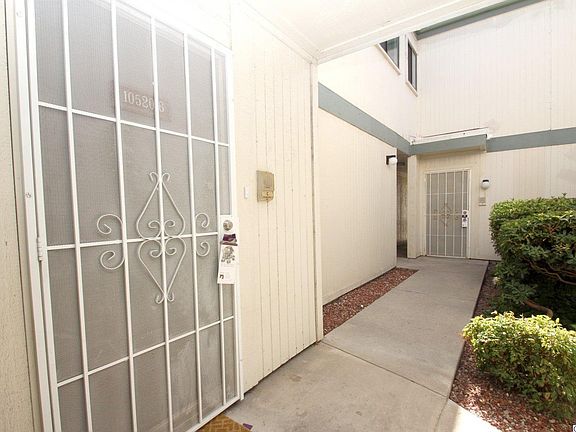 2nd image of 10520 Sunland Blvd Unit 6