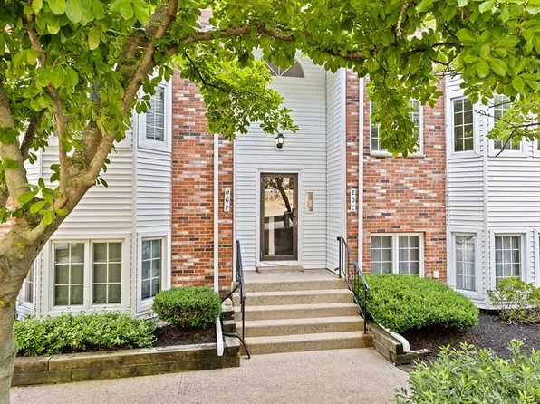 117 Tall Oaks Dr Unit D, Weymouth, MA 02190