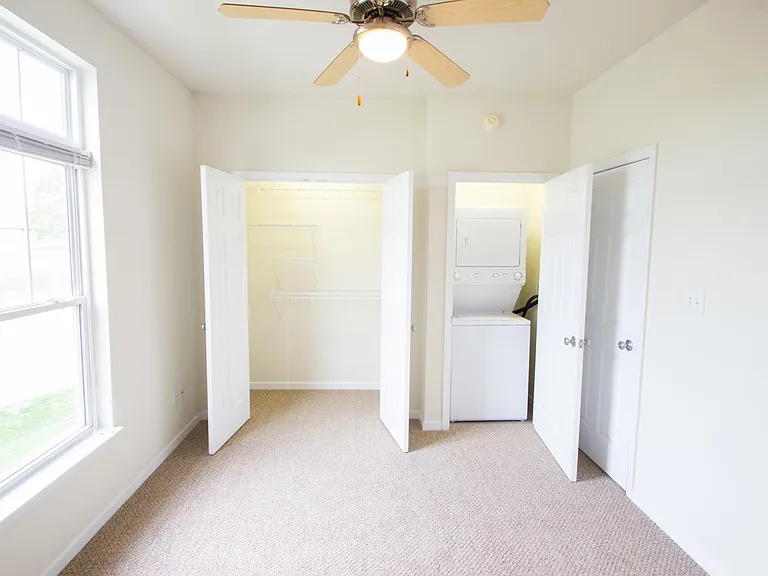Scholar's Quad Collegiate Apartments — Photo 55