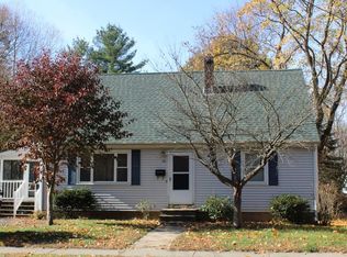 54 James St, Greenfield, MA 01301