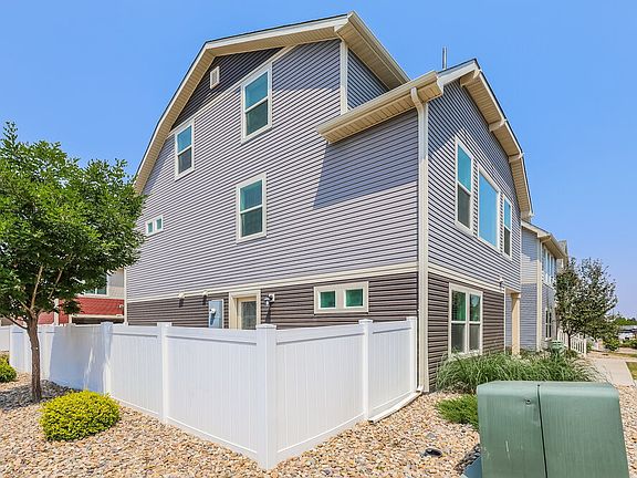 5th image of 18601 E 47th Pl