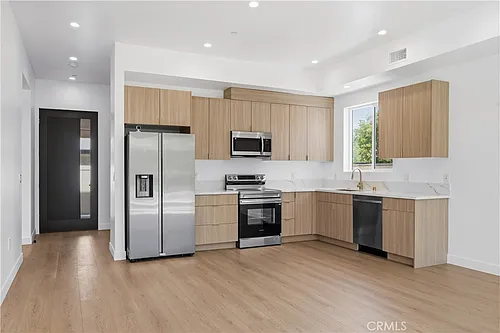 10051 Amestoy Ave Photo 1