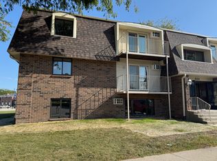 520 Oak Run Dr APT 6, Bourbonnais, IL 60914