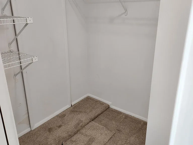 3RD BEDROOM WALK IN CLOSET