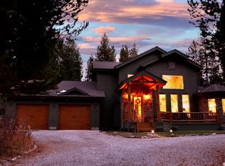 44 Spruce St, Alpine, WY 83128