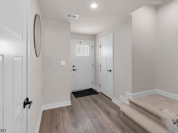 5th image of 3 Saw Mill Cir