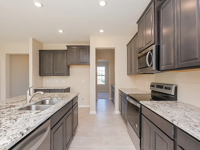 15506 Sweet Springs Bnd — Photo 6