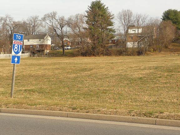 5th image of 1600 Electric Rd