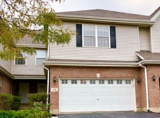 116 N Auburn Hills Ln #3, Addison, IL 60101