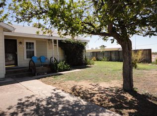 947 S Pine St, Kermit, TX 79745