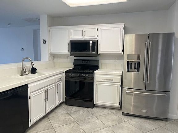 3rd image of 3313 E Avenue K