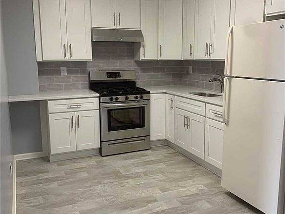 2nd image of 8442 60th Ave