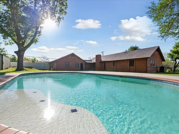 12123 Linkway Dr, Aledo, TX 76008