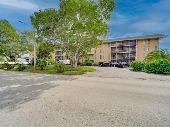4848 NW 24th Ct APT 230, Fort Lauderdale, FL 33313