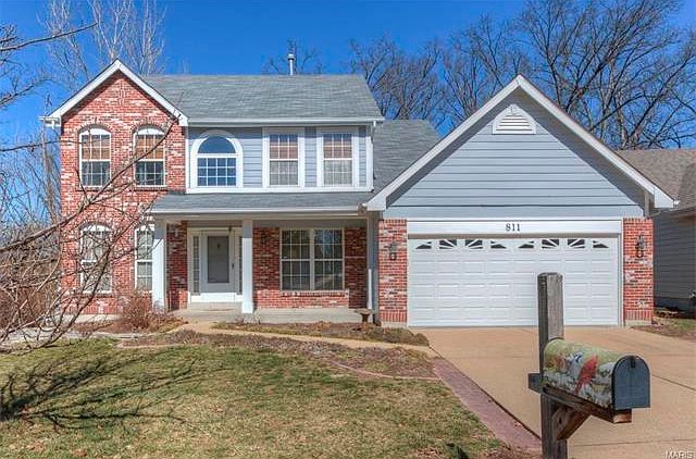 1st image of 811 Crescent Oaks Ct