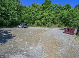 Waverly Ter, Cumberland, MD 21502
