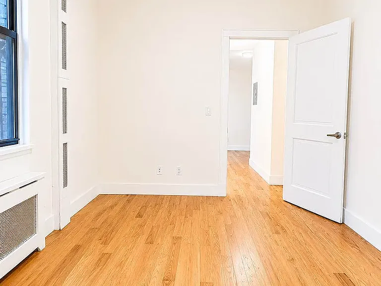 294 W 92nd St #5E — Photo 7