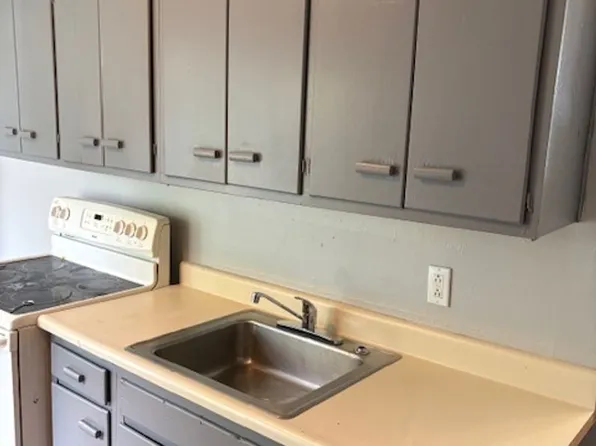 37 Maple St, 37 Maple St Unit 8, Newport, NH 03773