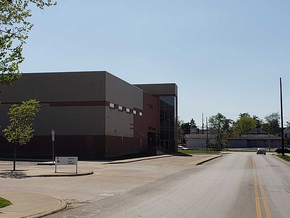 5th image of 2620 Berrell Ave