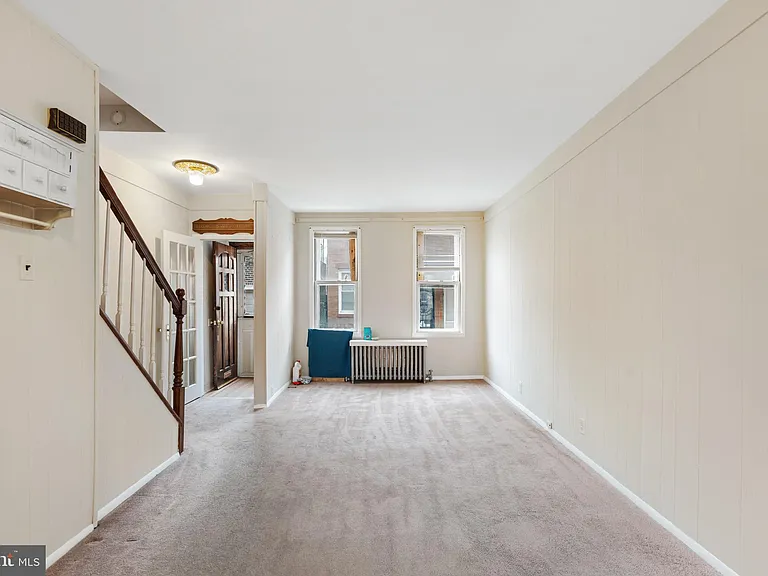3068 Livingston St — Photo 3
