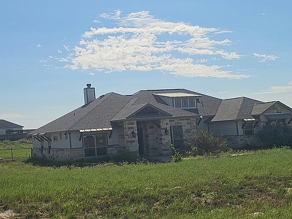 3rd image of 117 Valley View Dr