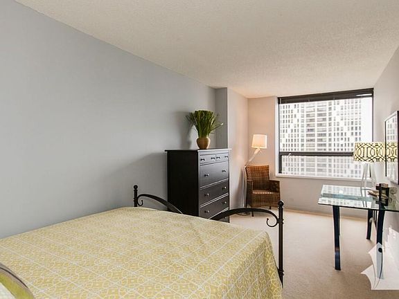 2nd image of 448 E Ohio St #1BR