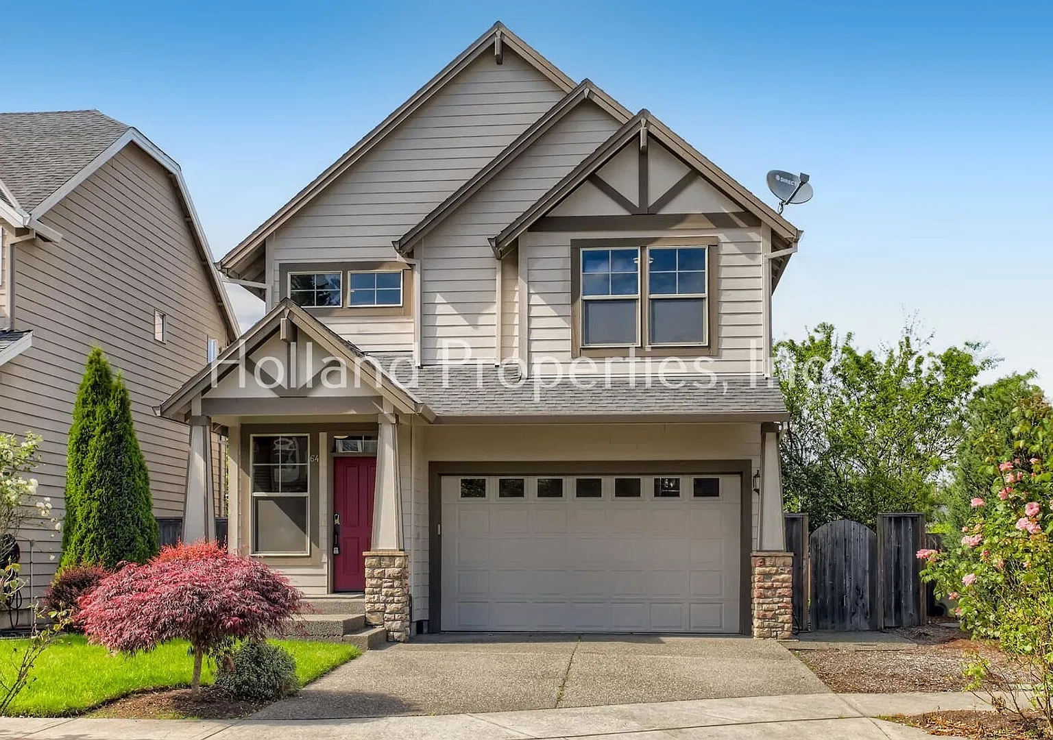 Beautiful 4 Bedroom Home in Five Oaks Area — Photo 1