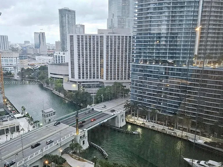 475 Brickell Ave #2115 — Photo 18