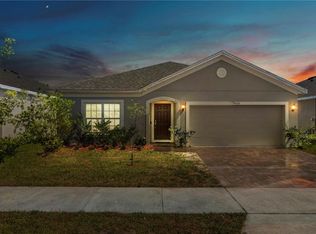9555 Oglethorpe Dr, Groveland, FL 34736