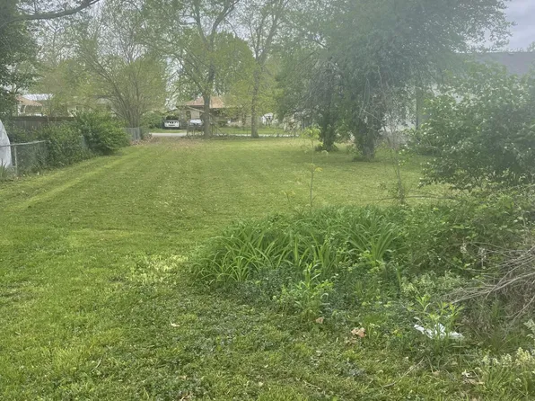 000 N Pierce Avenue, Springfield, MO 65803