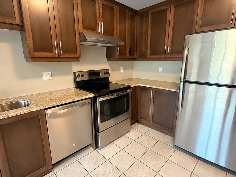 1518 Pelham St #302 — Photo 25