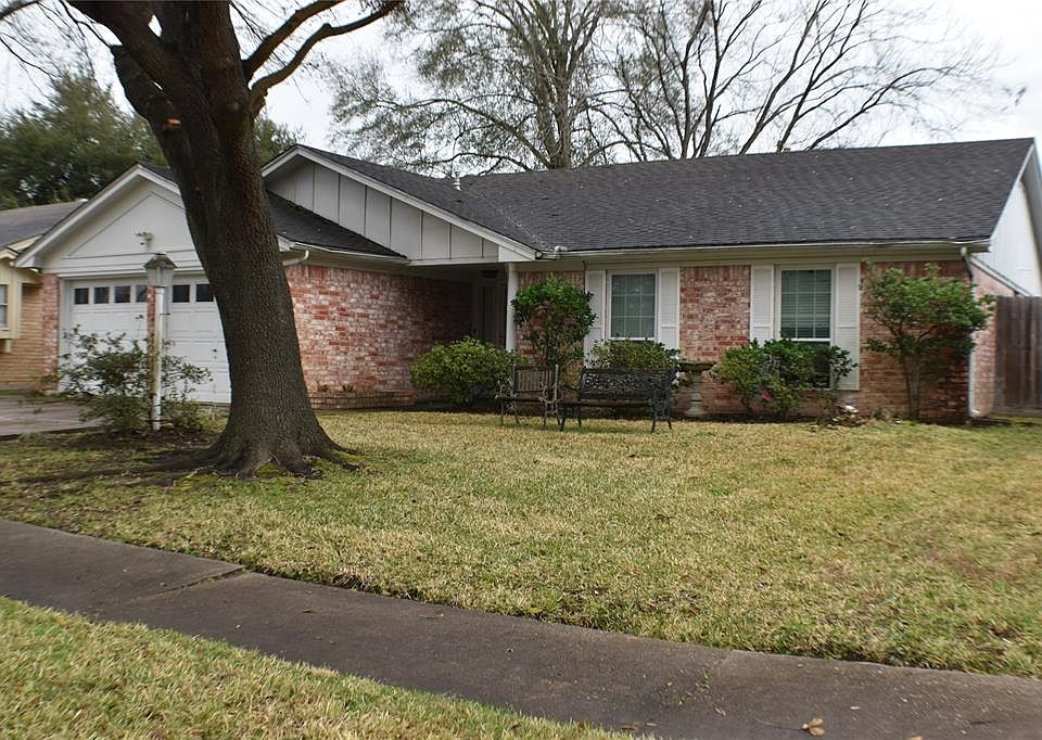 1st image of 16314 Autumn Wind Dr