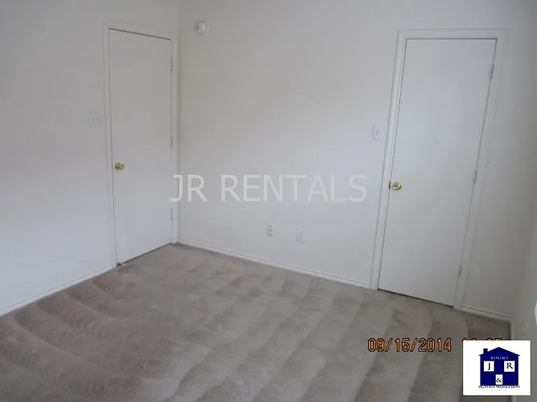 3909 Deputy Dr — Photo 12