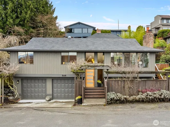 3400 SW Hinds Street, Seattle, WA 98126