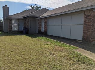 1001 Irene St, Burleson, TX 76028