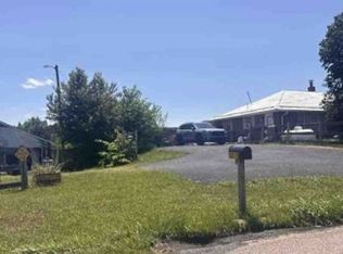 13016 S Middle Rd, Edinburg, VA 22824