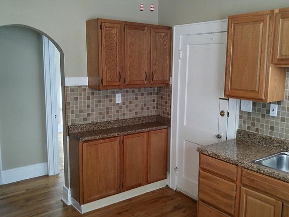 4th image of 422 Orwood Pl