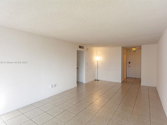 4th image of 1800 Sans Souci Blvd APT 324