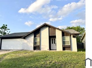 6409 Magnolia Ln, Rowlett, TX 75089