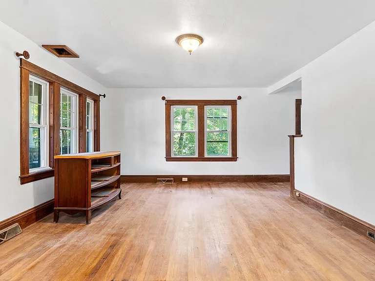 15 Sherburne Rd — Photo 12