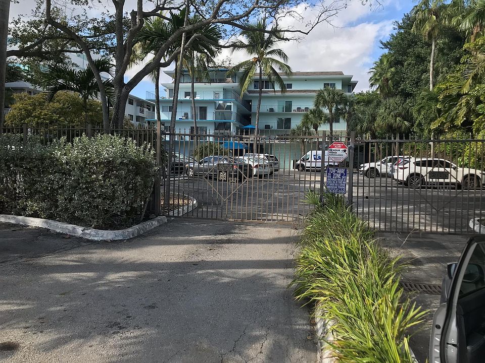 1st image of 2539 S Bayshore Dr APT 220A