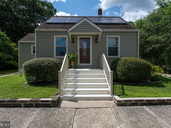 1033 Alexander Dr, Vineland, NJ 08361