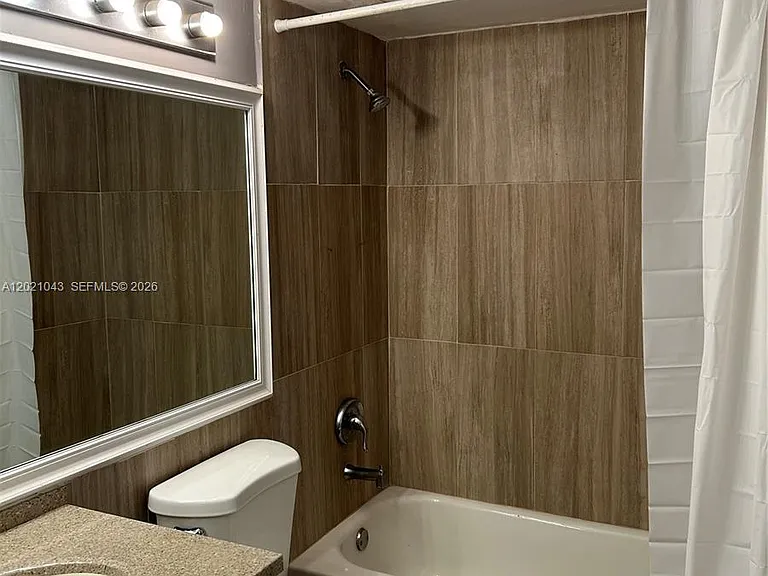 1136 NE 210th Ter #1136 — Photo 26