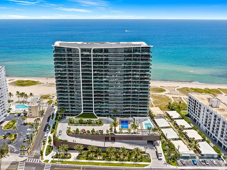 900 N Ocean Blvd #1404 — Photo 32