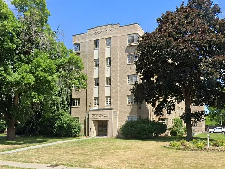 520 East Avenue — Photo 1