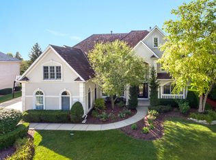 2463 Fawn Lake Cir, Naperville, IL
